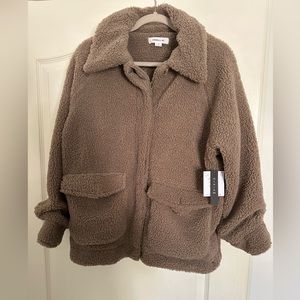 O’Neill Sherpa Jacket. Size S. Brand New. Tags On.